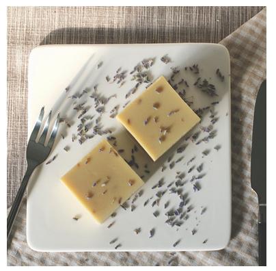 薰衣草羊奶纯橄榄拉丝冷制皂 手工皂 保湿抗敏感 祛疤祛印粉刺抗