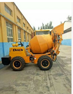 自动上料搅拌车