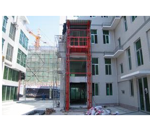 力硕 导轨式升降平台升降货梯济南力硕升降机械实景图片 导轨升降机