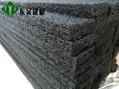 网状交织塑料排水板