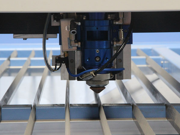 DW 1325金属管CO2激光切割机